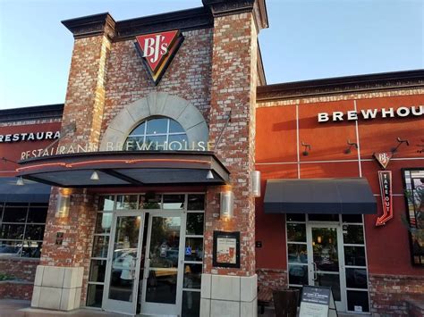 Additional nutrition. . Bjs restaurant and brewhouse fresno reviews